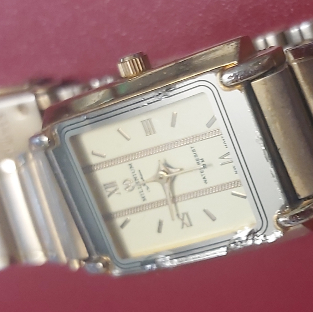 Millenium Gold Ladies Watch - Picture 4 of 8